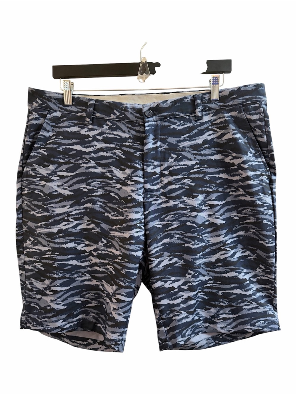 GREG NORMAN SHORTS, Men’s 38, ML75 Microlux PlayDry Blue, Black & Gray Pattern.